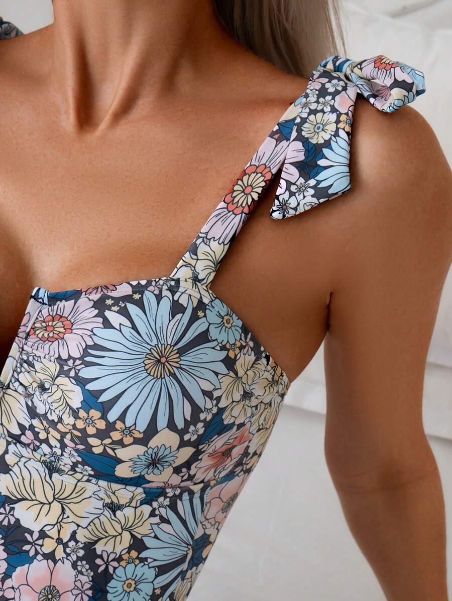Maiô Monokini Alana Alça Fina com Nó