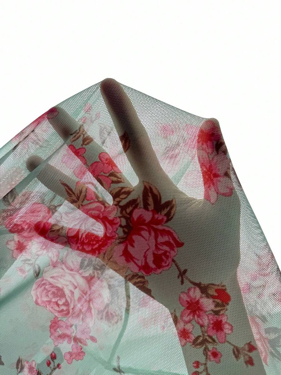 Camisola Floral Noite Delicada